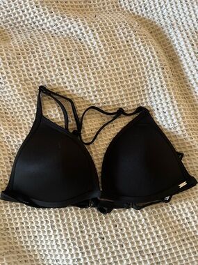 ☀️3/$25 Pink sport black ultimate push up bra medium Victoria’s Secret